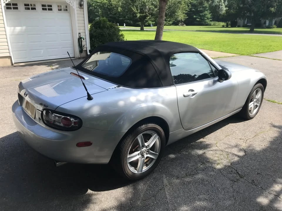 2006 Mazda NC MX-5 Miata - Image 4 of 4