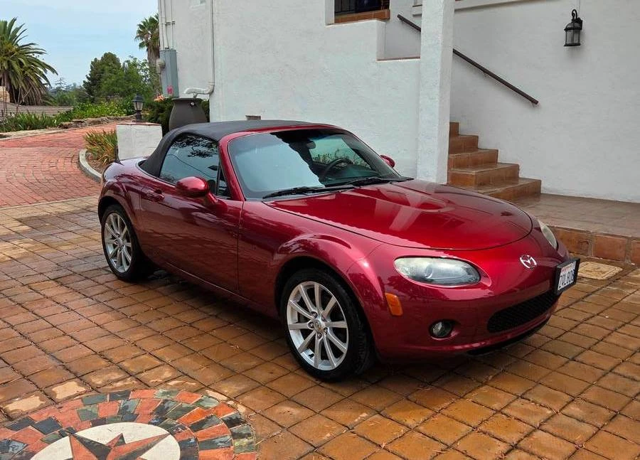 2006 Mazda NC MX-5 Miata - Image 2 of 2