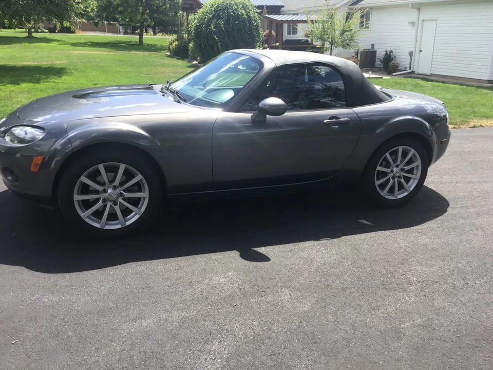 2006 Mazda NC MX-5 Miata - Image 4 of 7