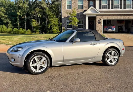 2006 Mazda MX-5 Miata