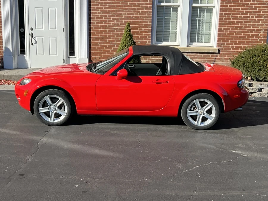 2006 Mazda NC MX-5 Miata - Image 5 of 12