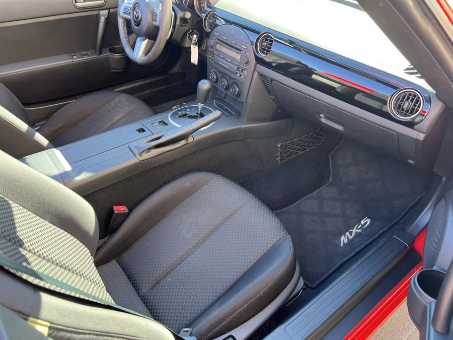 2006 Mazda NC MX-5 Miata - Image 8 of 12