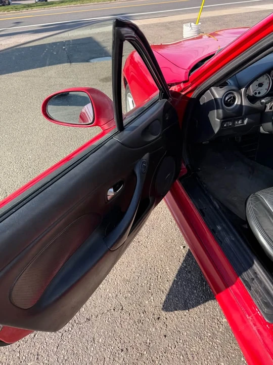 2006 Mazda NC MX-5 Miata - Image 12 of 13
