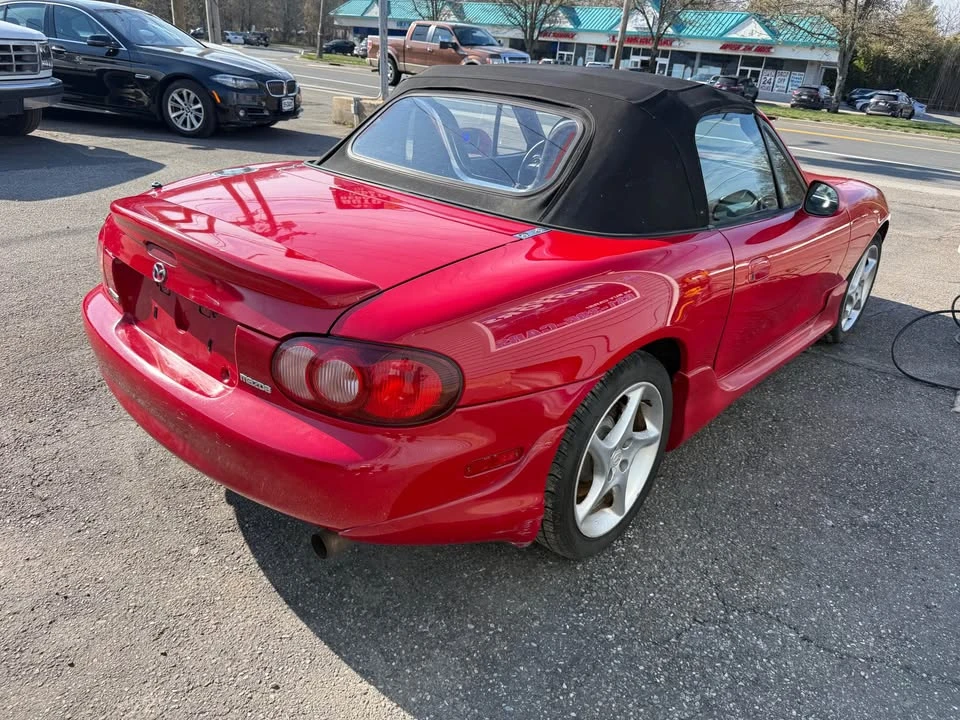 2006 Mazda NC MX-5 Miata - Image 5 of 13