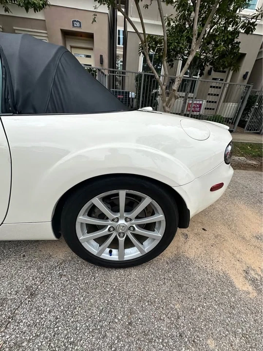 2006 Mazda NC MX-5 Miata - Image 5 of 10
