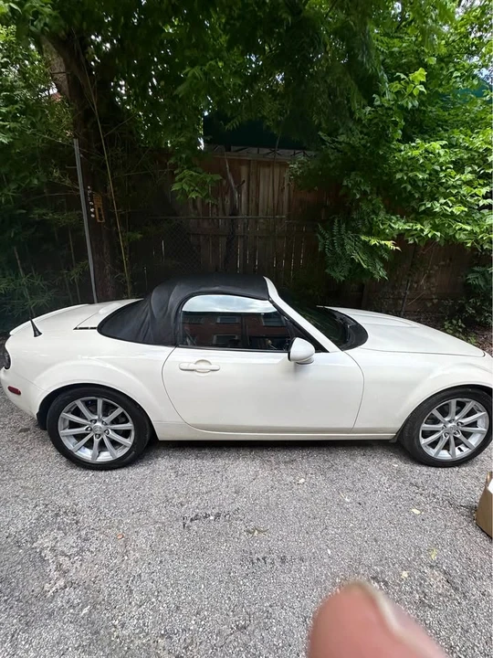 2006 Mazda NC MX-5 Miata - Image 10 of 10