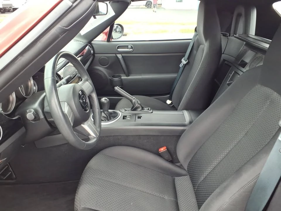2006 Mazda NC MX-5 Miata - Image 9 of 10