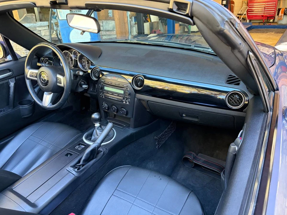 2006 Mazda NC MX-5 Miata - Image 4 of 4