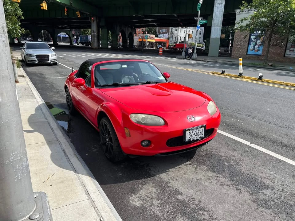 2006 Mazda NC MX-5 Miata - Image 2 of 7