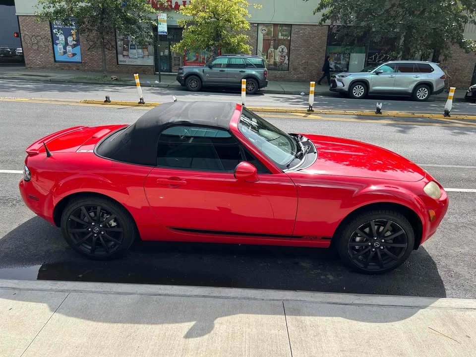 2006 Mazda NC MX-5 Miata - Image 3 of 7