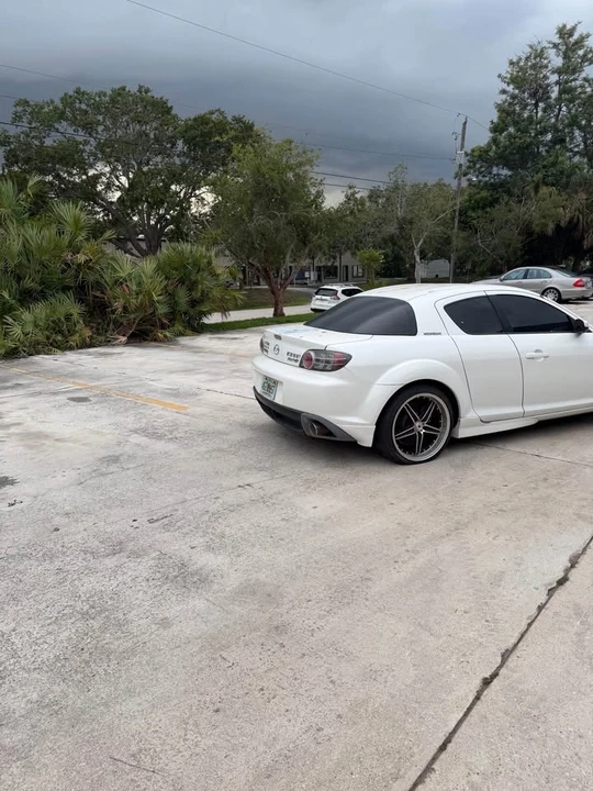 2006 Mazda RX-8 1st Gen - Image 4 of 8