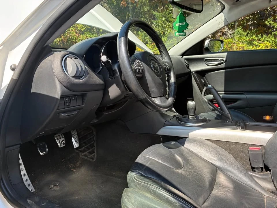 2006 Mazda RX-8 1st Gen - Image 12 of 14