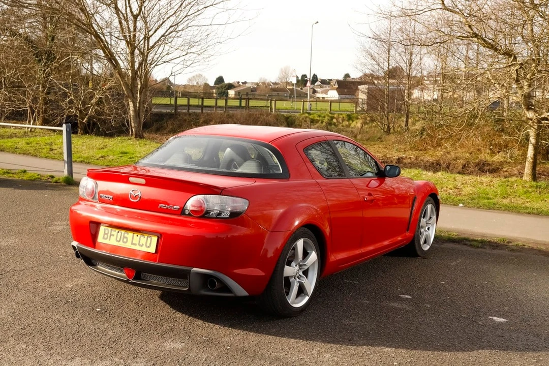 2006 Mazda RX-8 1st Gen - Image 24 of 31