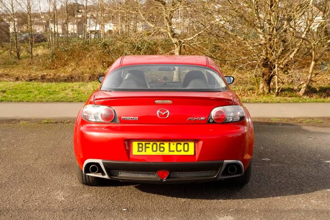 2006 Mazda RX-8 1st Gen - Image 27 of 31