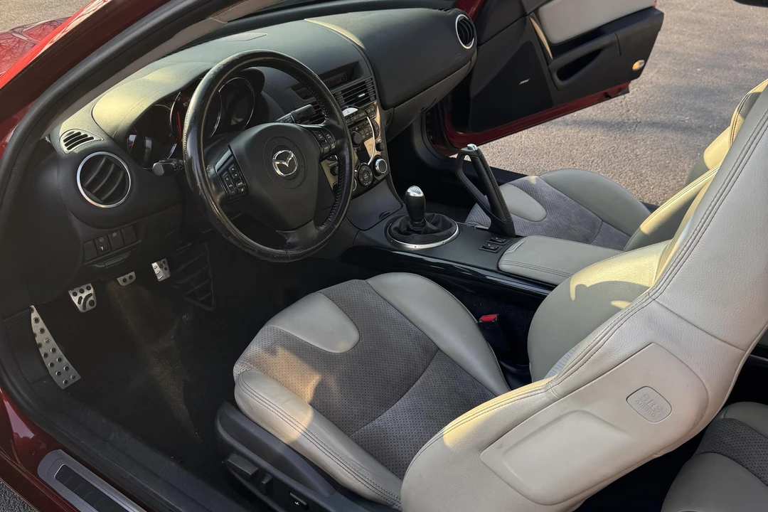 2006 Mazda RX-8 1st Gen - Image 25 of 31