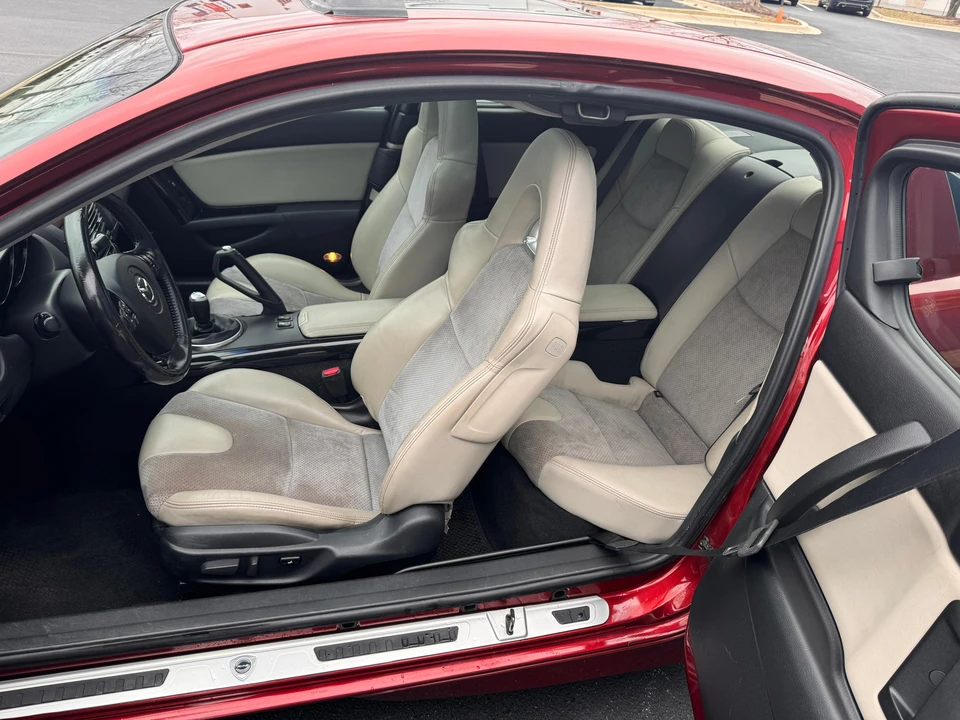 2006 Mazda RX-8 1st Gen - Image 29 of 31