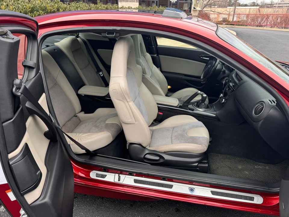 2006 Mazda RX-8 1st Gen - Image 30 of 31