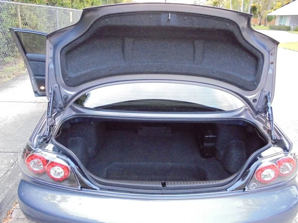 2006 Mazda RX-8 1st Gen - Image 5 of 10