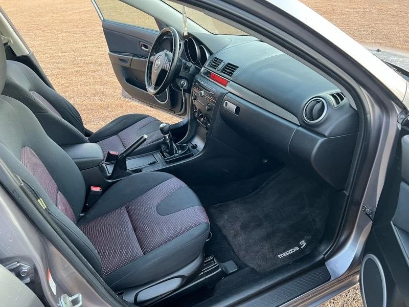 2006 Mazda Mazda 3 1st Gen - Image 11 of 18