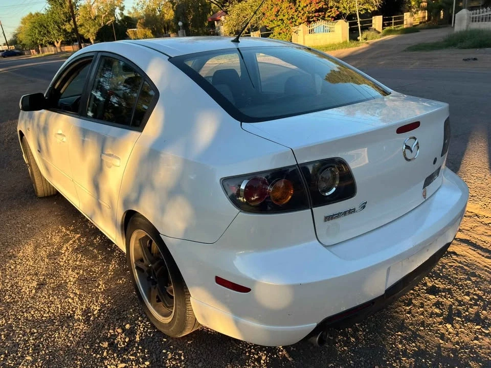 2006 Mazda Mazda 3 1st Gen - Image 4 of 10