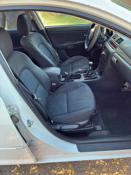 2006 Mazda Mazda 3 1st Gen - Image 8 of 10