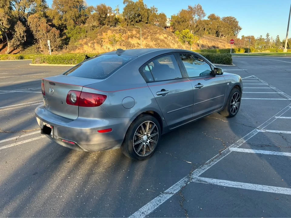 2006 Mazda Mazda 3 1st Gen - Image 4 of 9
