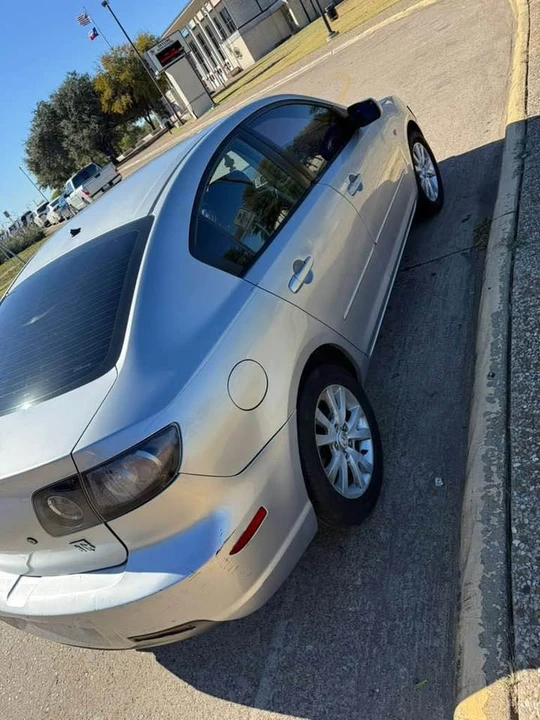 2006 Mazda Mazda 3 1st Gen - Image 3 of 7