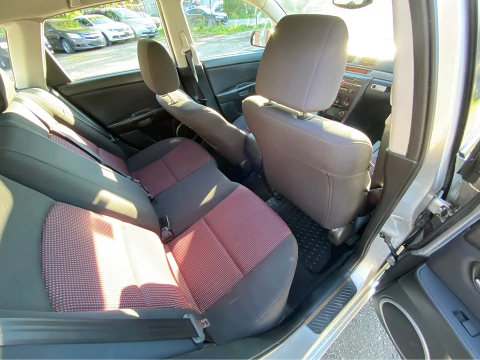 2006 Mazda Mazda 3 1st Gen - Image 4 of 7