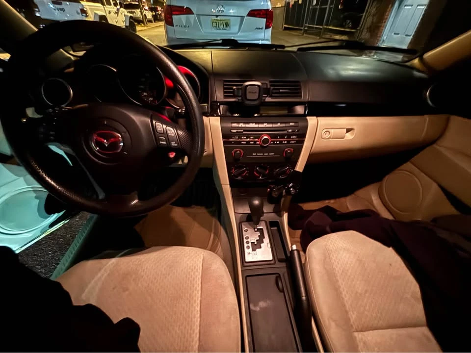 2006 Mazda Mazda 3 1st Gen - Image 6 of 8