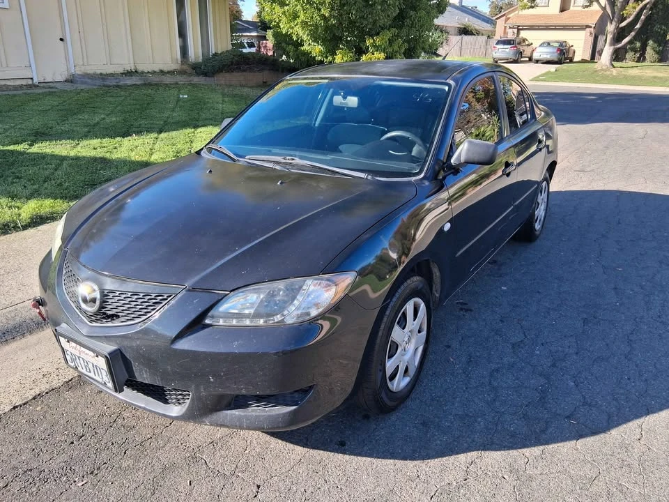 2006 Mazda Mazda 3 1st Gen - Image 2 of 8