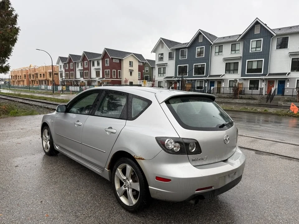 2006 Mazda Mazda 3 1st Gen - Image 3 of 11