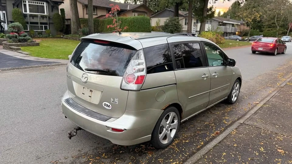 2006 Mazda Mazda 5 - Image 6 of 12