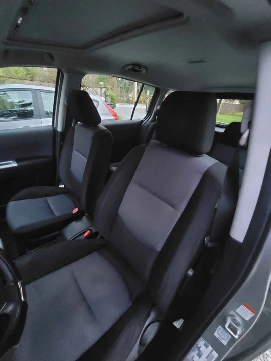 2006 Mazda Mazda 5 - Image 9 of 11
