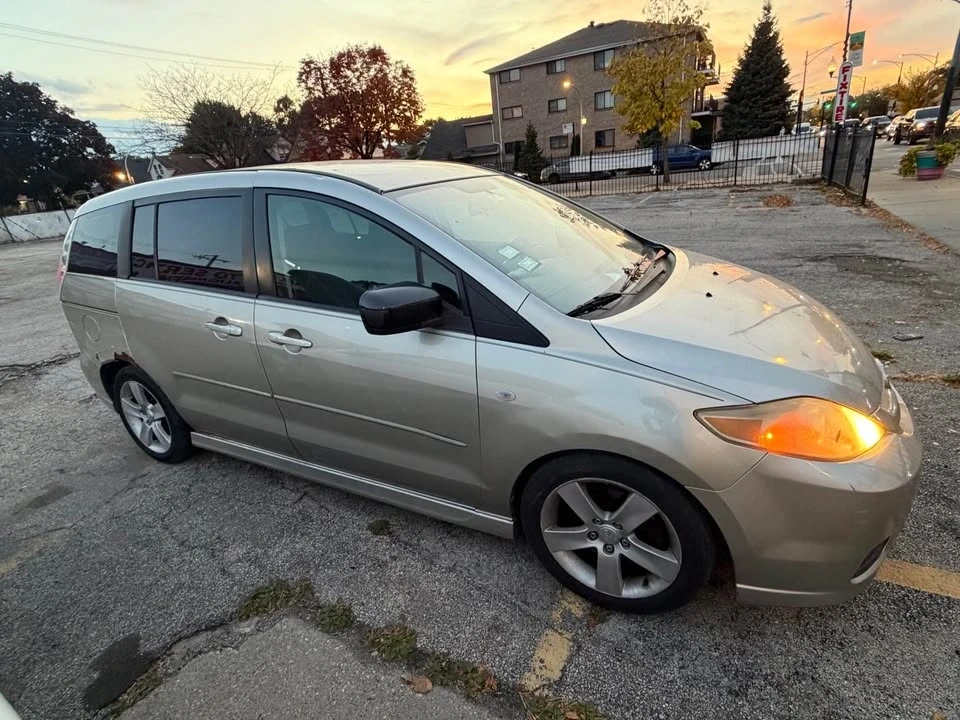 2006 Mazda Mazda 5 - Image 2 of 11