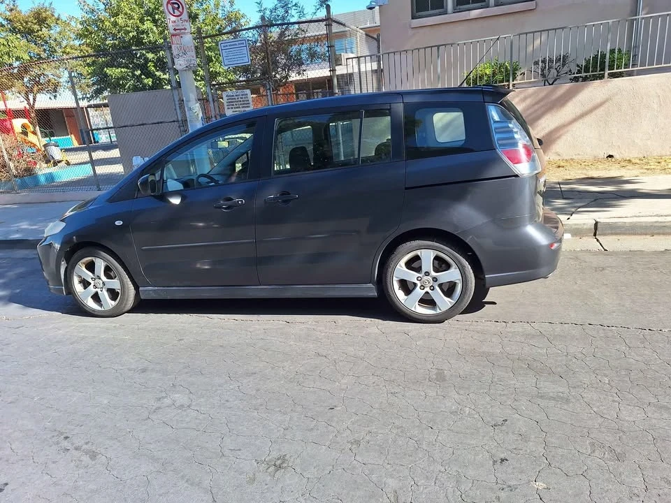 2006 Mazda Mazda 5 - Image 10 of 20