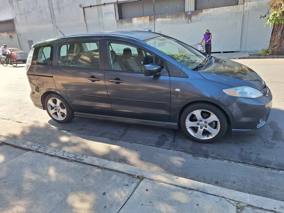 2006 Mazda Mazda 5 - Image 5 of 20