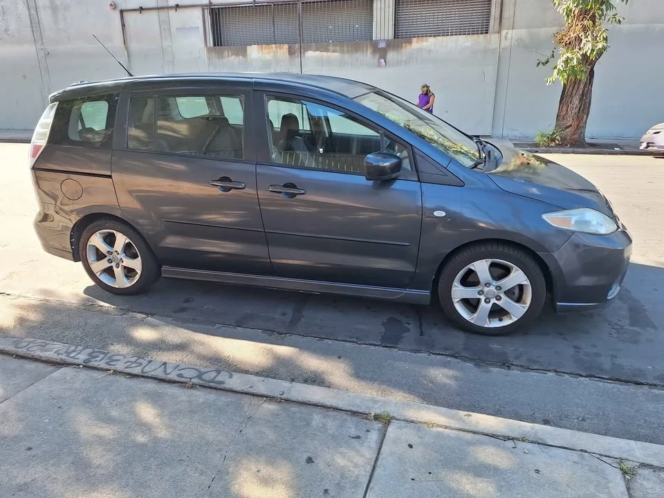 2006 Mazda Mazda 5 - Image 3 of 20