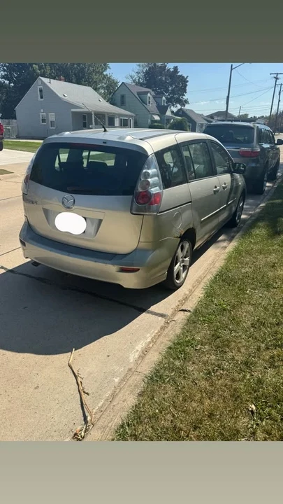 2006 Mazda Mazda 5 - Image 2 of 7