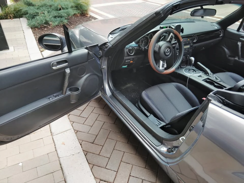 2006 Mazda NC MX-5 Miata - Image 9 of 14