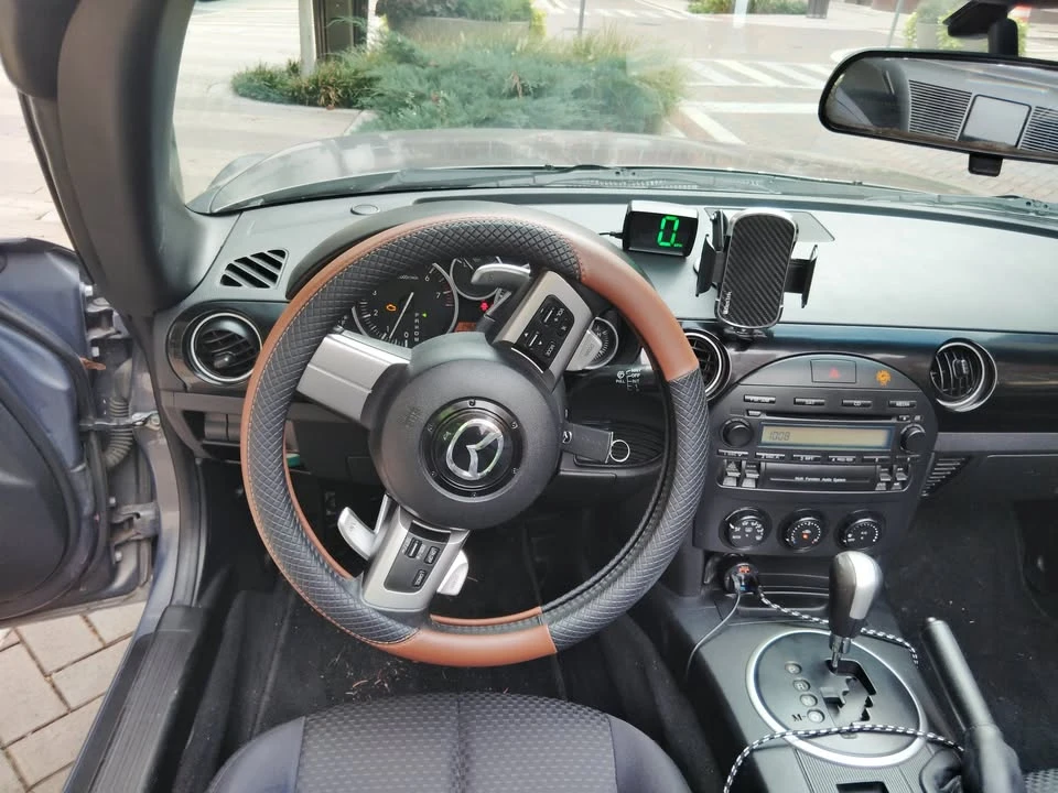 2006 Mazda NC MX-5 Miata - Image 13 of 14