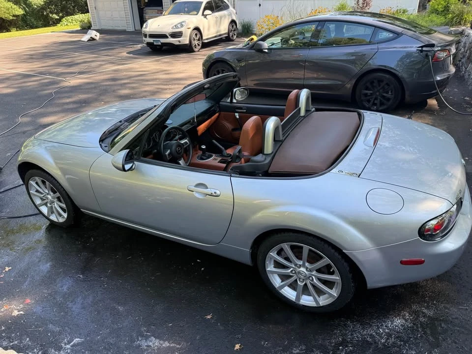 2006 Mazda NC MX-5 Miata - Image 6 of 20