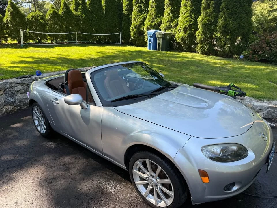 2006 Mazda NC MX-5 Miata - Image 2 of 20