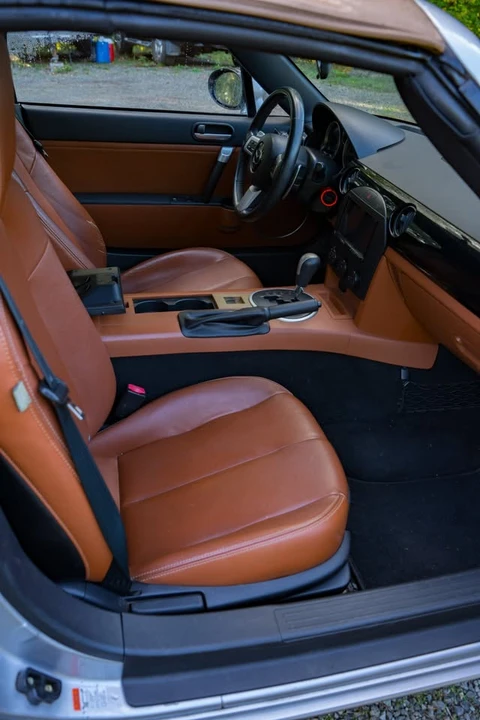 2006 Mazda NC MX-5 Miata - Image 12 of 16