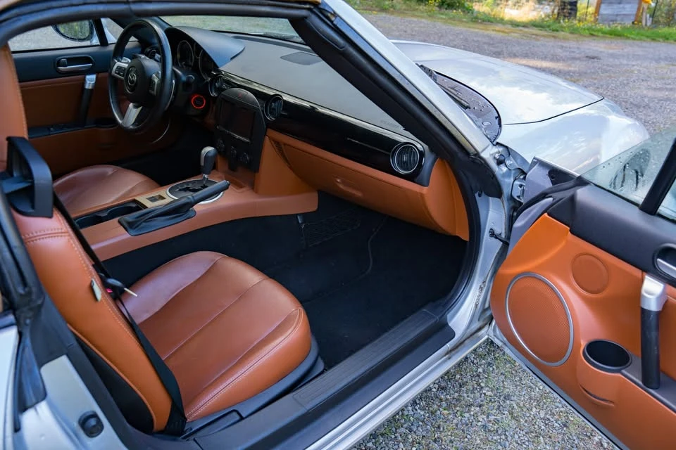 2006 Mazda NC MX-5 Miata - Image 11 of 16