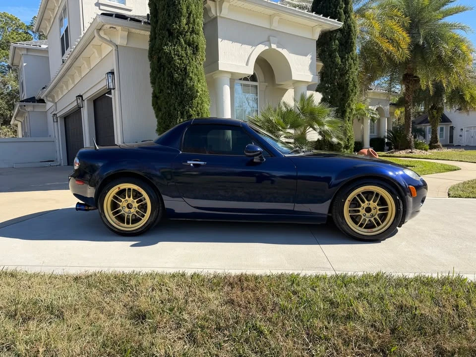 2006 Mazda NC MX-5 Miata - Image 5 of 10