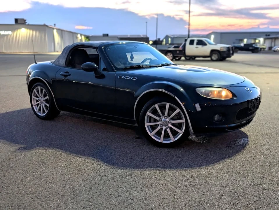 2006 Mazda NC MX-5 Miata - Image 5 of 15