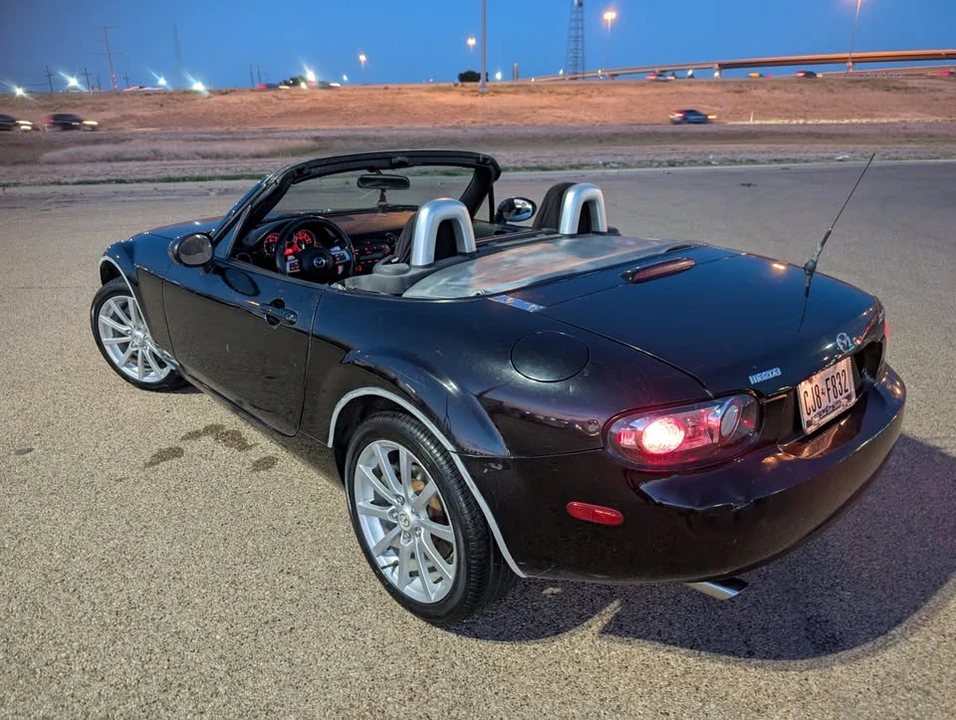 2006 Mazda NC MX-5 Miata - Image 11 of 15