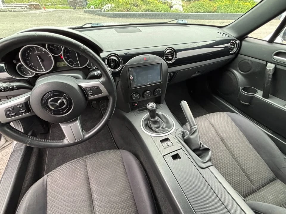 2006 Mazda NC MX-5 Miata - Image 11 of 16