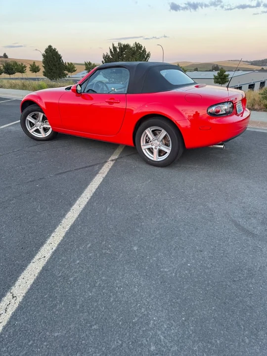 2006 Mazda NC MX-5 Miata - Image 4 of 15