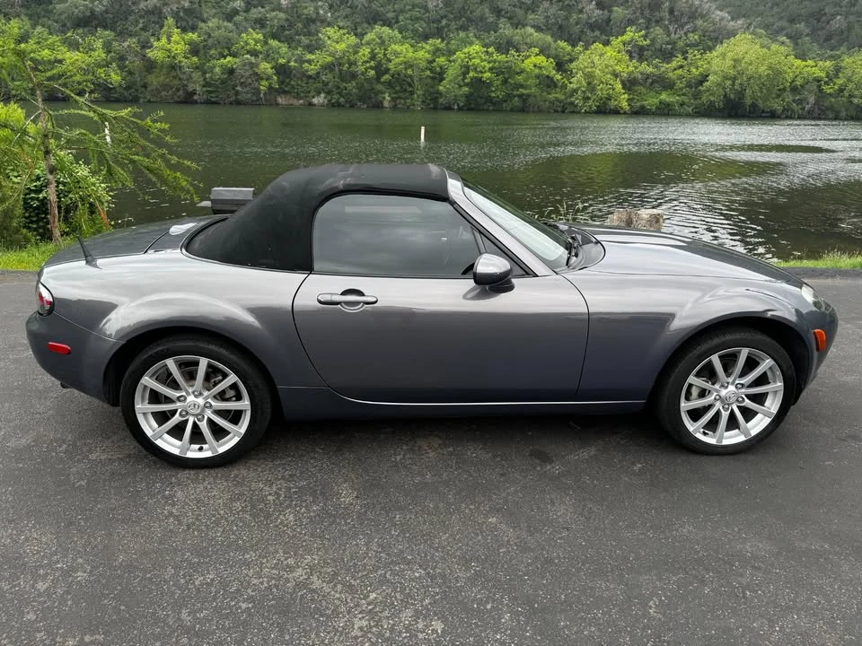 2006 Mazda NC MX-5 Miata - Image 9 of 10